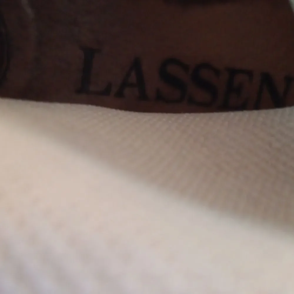 Lassen Suade Leather Tall Black Boots
